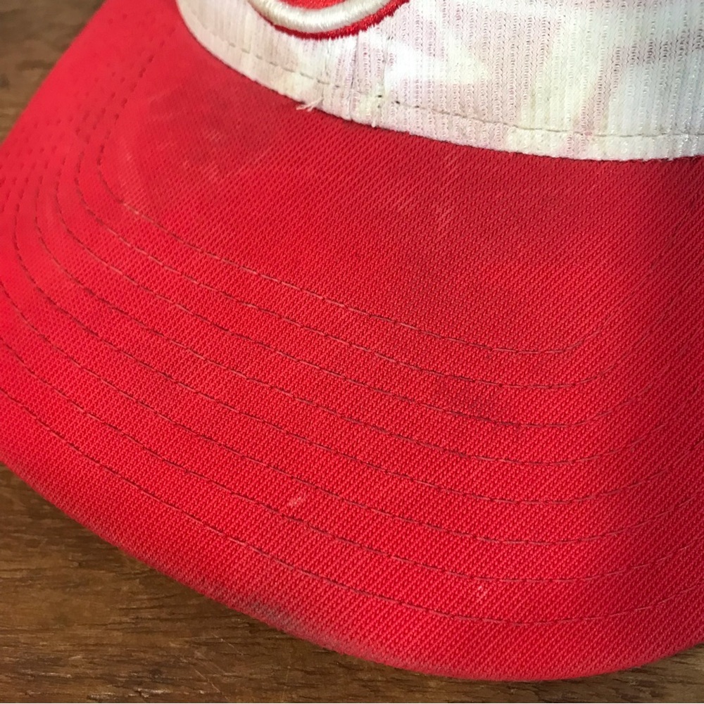 NHL hockey red wings hat - Picture 11 of 12